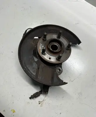 Opel Insignia A Front wheel hub spindle knuckle