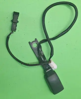 Subaru Outback Front seatbelt buckle E034501 B480