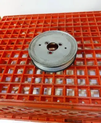 Audi A7 S7 4G Water pump pulley 059121031H