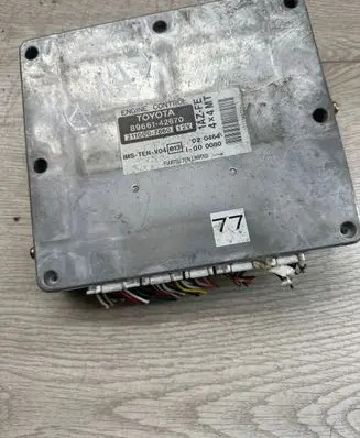 Toyota RAV 4 (XA20) Engine control unit/module 8966142670 2110007660