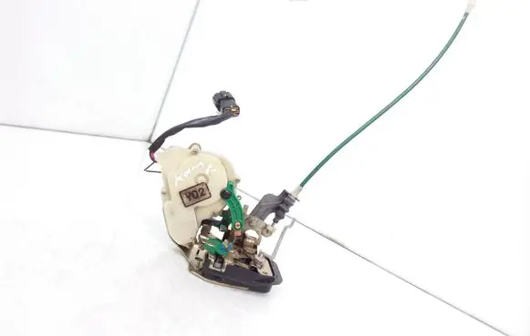 KIA Sorento Front door lock 031120