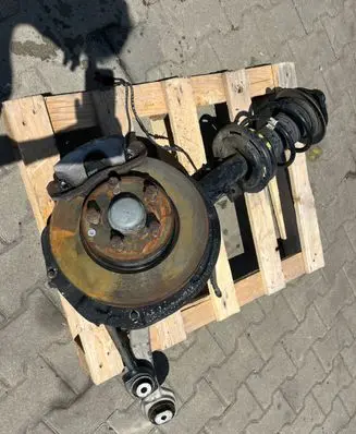 Mercedes-Benz C W204 Front suspension assembly kit set 124TY A2043204366