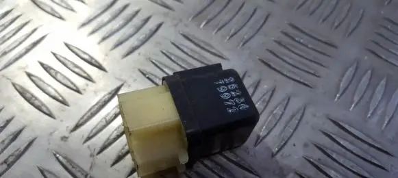 Nissan Micra Other relay 2523079972