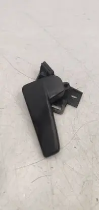 Volkswagen Golf VII Engine bonnet (hood) release handle 6R1823633