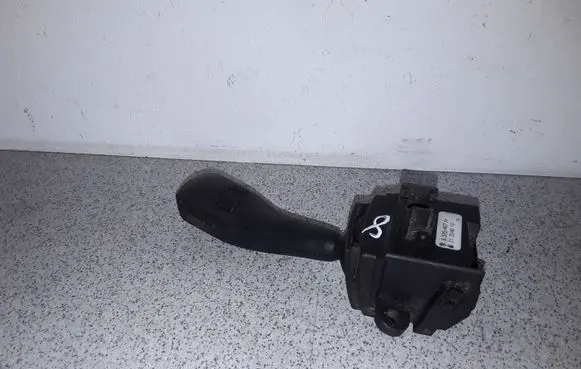 BMW 5 E39 Wiper control stalk 8375407