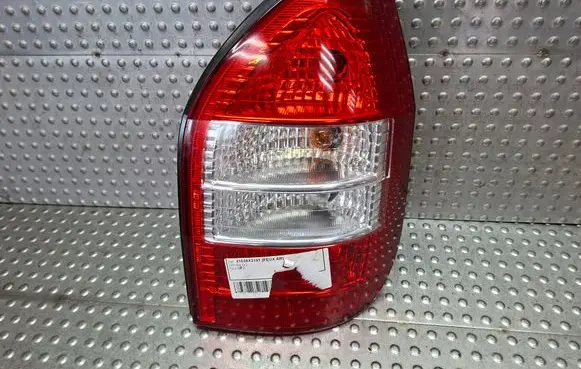 Opel Zafira A Rear/tail lights S27639049