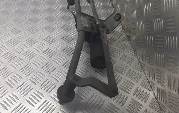 Peugeot 206 CC Front wiper linkage and motor 3397020446