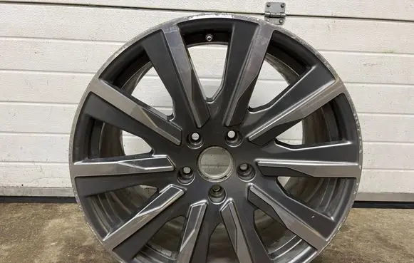 Porsche Taycan 9J1 R20 alloy rim 9J1601025M