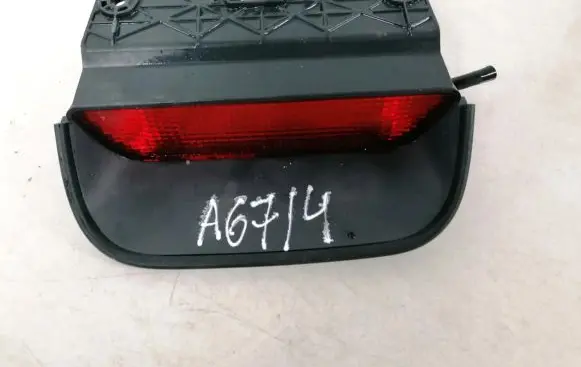 Honda CR-V Third/center stoplight p6939