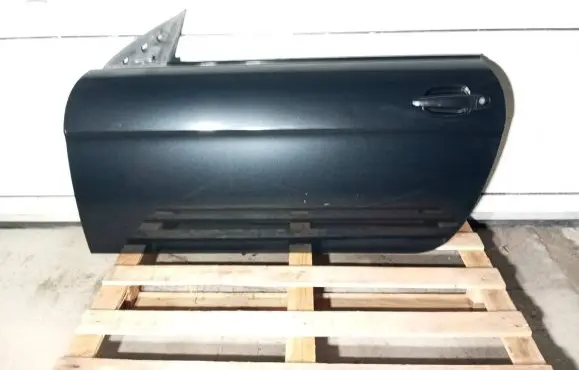 Door (2 Door Coupe)