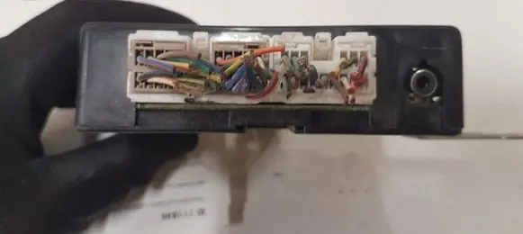 KIA Sorento Door central lock control unit/module 954003E300