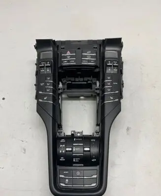 Porsche Cayenne (92A) Central console control unit 174302