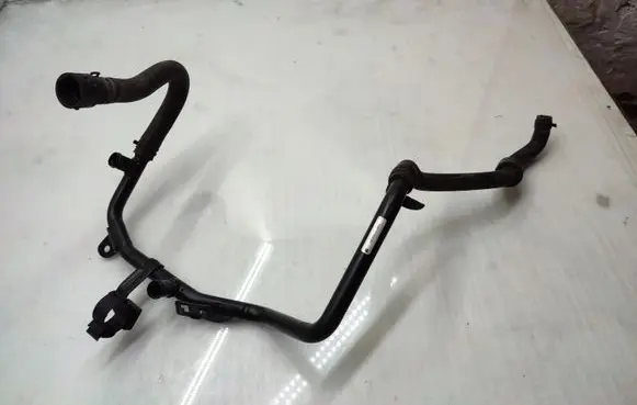 Volkswagen Golf VII Engine coolant pipe/hose 5Q0121064AR