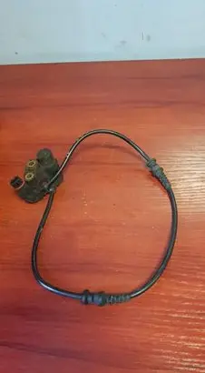 Mercedes-Benz A W168 ABS brake wheel speed sensor A1685400117