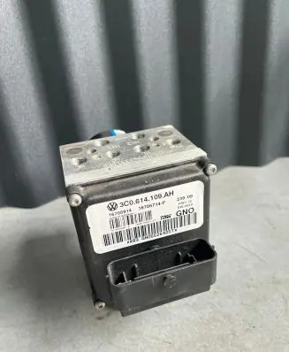 Volkswagen PASSAT B6 ABS Pump 3C0614109AH 16705914