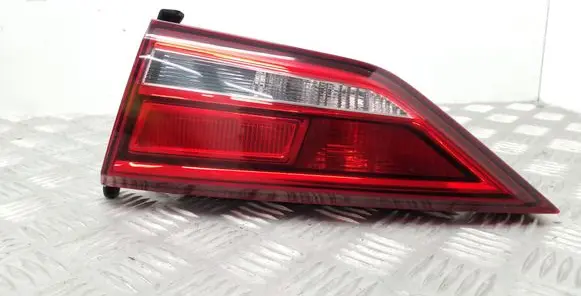 Audi A3 S3 8V Tailgate rear/tail lights 8V5945076