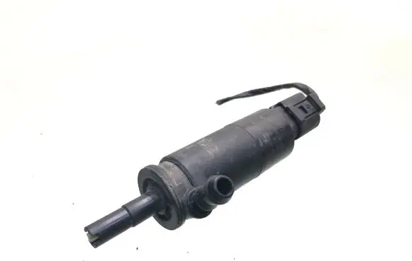 BMW 1 E81 E87 Headlight washer pump 6973097 67126973097
