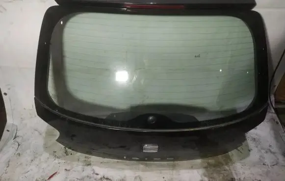 Seat Ibiza IV (6J,6P) Tailgate/trunk/boot lid juodas