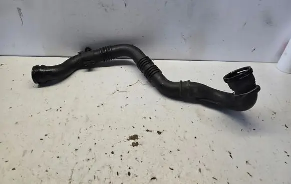 Opel Astra J Coolant pipe/hose 13265276