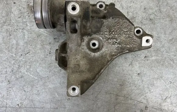 Volkswagen Golf Plus A/C compressor mount bracket 03C903143B