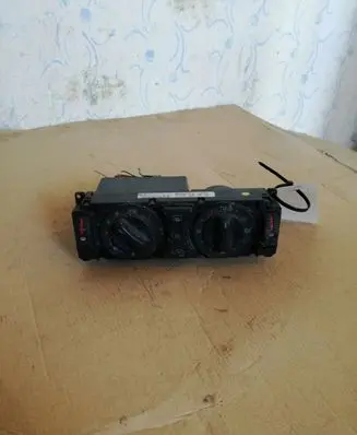 Mercedes-Benz E W210 Climate control unit 2108302885