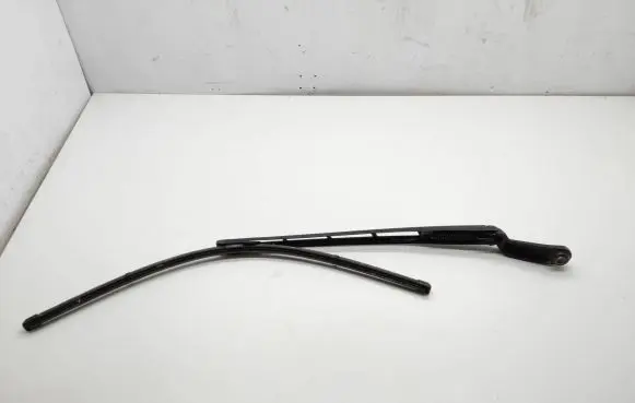 Audi Q7 4L Front wiper blade arm 4L2955408A
