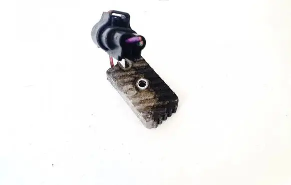 Coolant fan relay