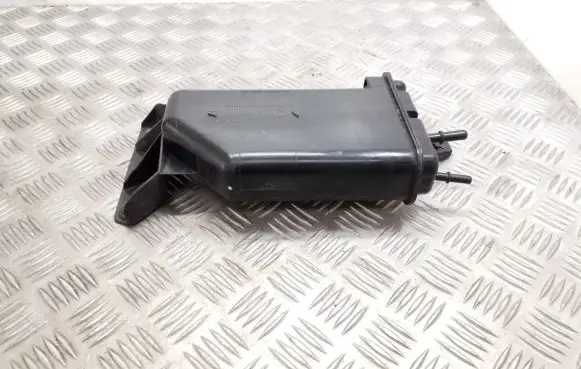 Audi Q3 8U Active carbon filter fuel vapour canister 3C0201801E