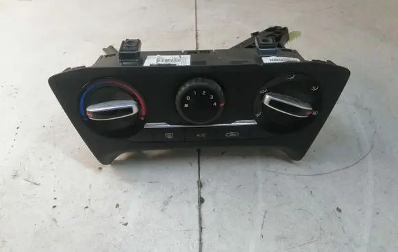 Hyundai i20 (GB IB) Climate control unit 97250C8011