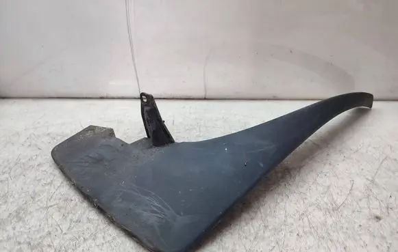 Nissan Navara Front mudguard 63850EB300