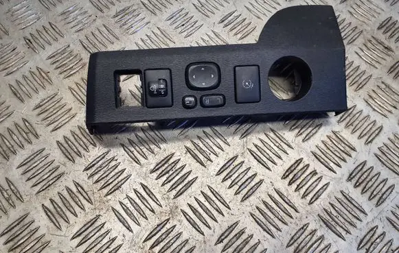 Toyota Avensis T270 Wing mirror switch 55446-05090