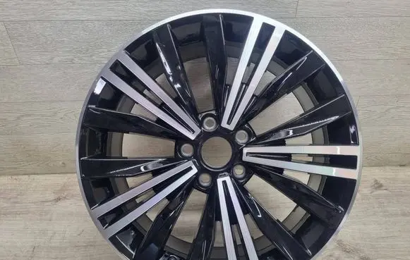 Volkswagen Tiguan R18 alloy rim 5NA601025AB