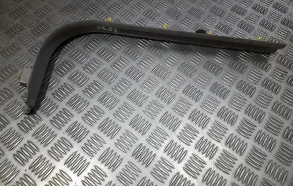 Volvo V50 Front sill trim cover 8641785