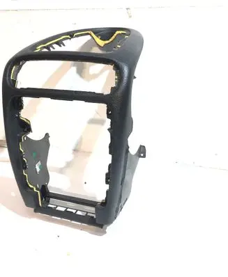 Porsche Cayenne (9PA) Radio/GPS head unit trim 7L5858085B