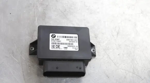 BMW 5 F10 F11 Hand brake control module 6798113