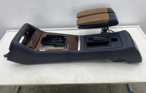 Audi A8 S8 D3 4E Center console 4E0863241