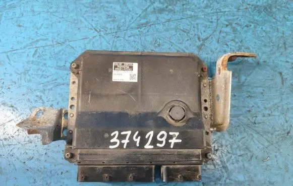 Toyota Prius (XW30) Engine control unit/module 8966147262
