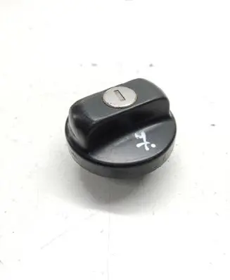 BMW 5 E28 Fuel tank filler cap 