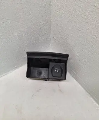 Mercedes-Benz B W245 Car ashtray A1696801050 106985