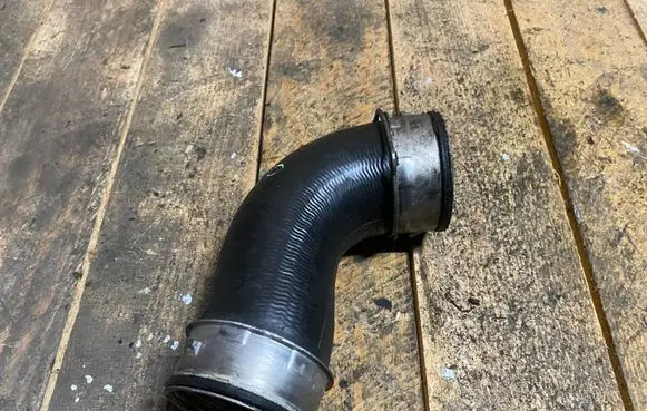 Mercedes-Benz E W211 Intercooler hose/pipe A2115284782 2115284782