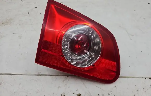 Volkswagen PASSAT B6 Tailgate rear/tail lights 3C9945093