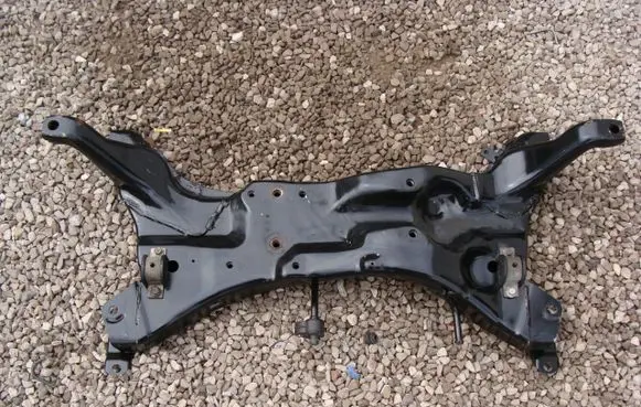 Mitsubishi Outlander Front axle beam 