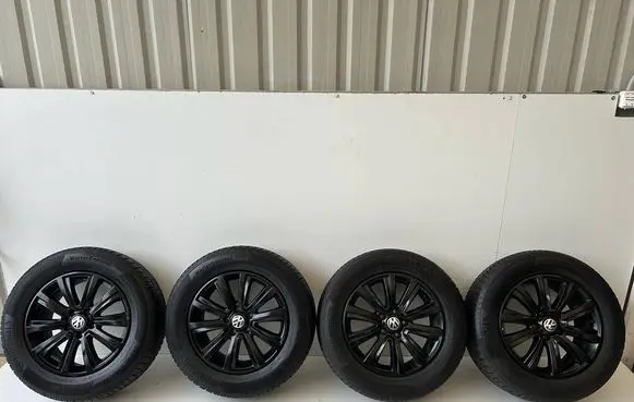 Volkswagen Amarok R18 alloy rim 2H0601025AH
