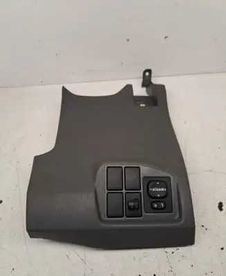 Toyota Prius (XW30) Dashboard lower bottom trim panel 5548047020