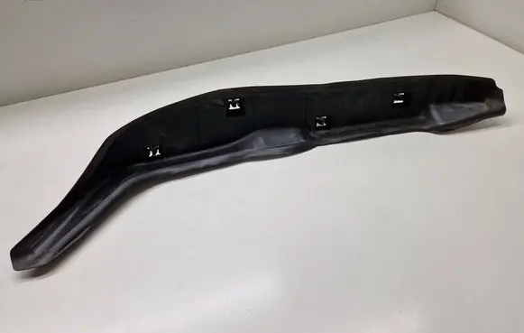 BMW i4 Fender end trim 7946060