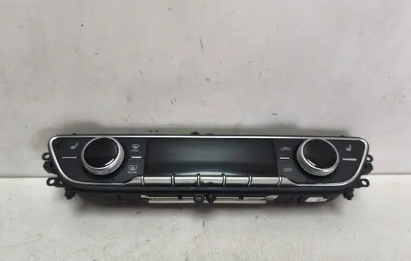 Audi A5 Climate control unit 8W0820043T
