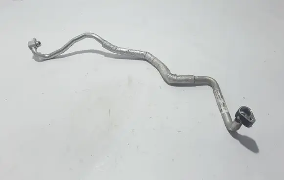 Opel Vivaro Air conditioning (A/C) pipe/hose 924714244R