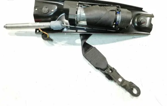 Volvo V70 Front seatbelt 6041213RHC