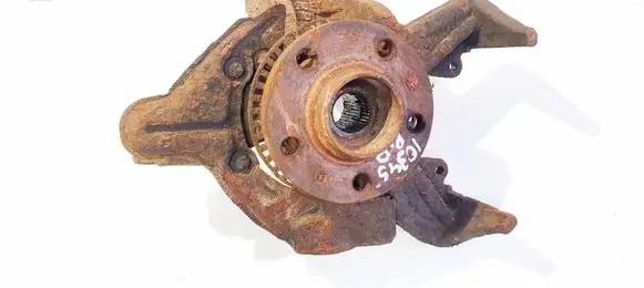 Front wheel hub
