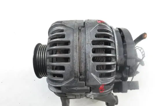 Audi A6 S6 C5 4B Generator/alternator 